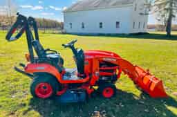 2017 KUBOTA BX1870V-1 w/ 54″ CUTTING DECK