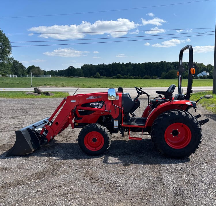 “LIKE NEW” 2023 KIOTI CK3520SE