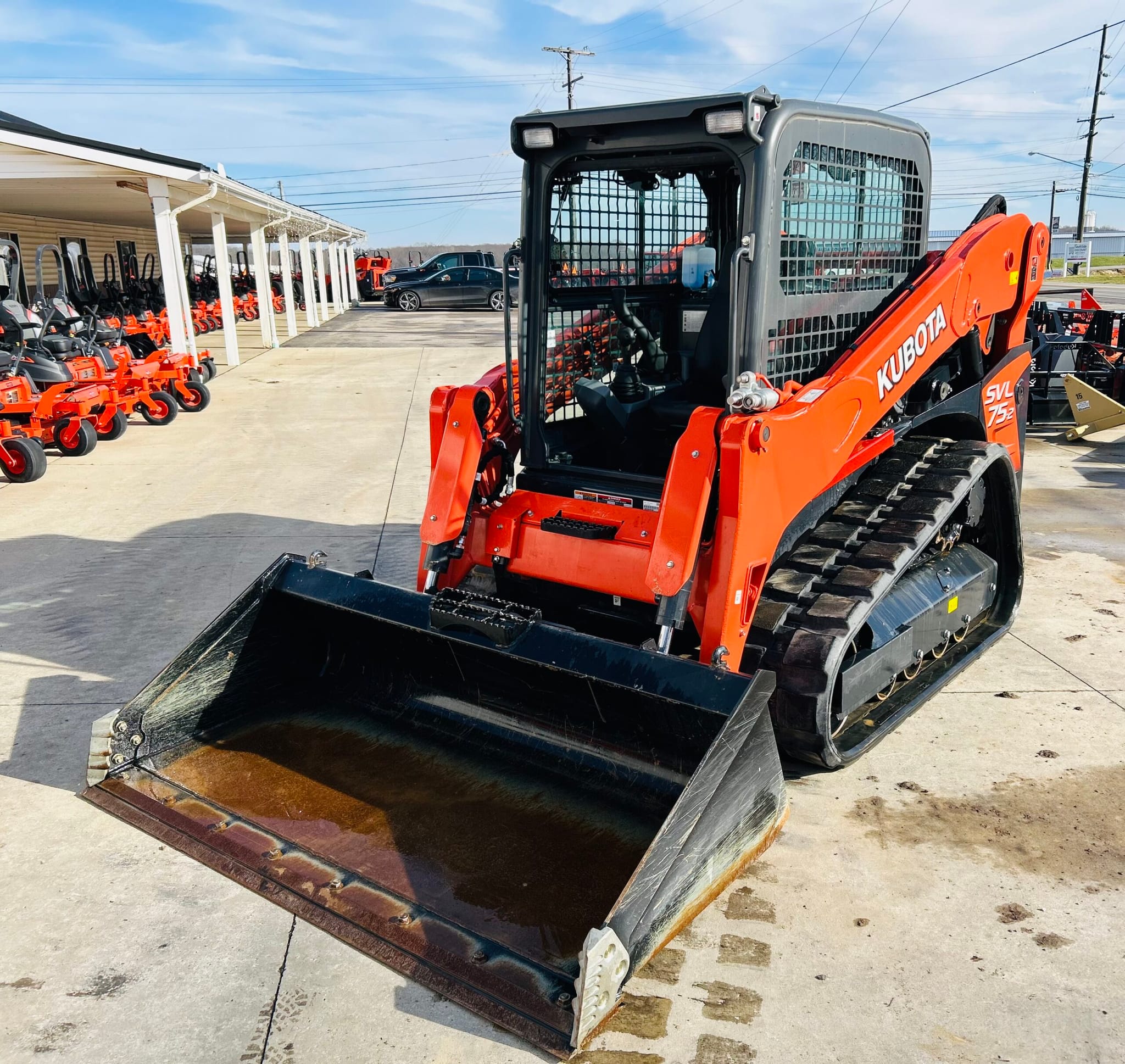 EXCELLENT-VERY LOW HOUR-2019 KUBOTA SVL75-2HWC